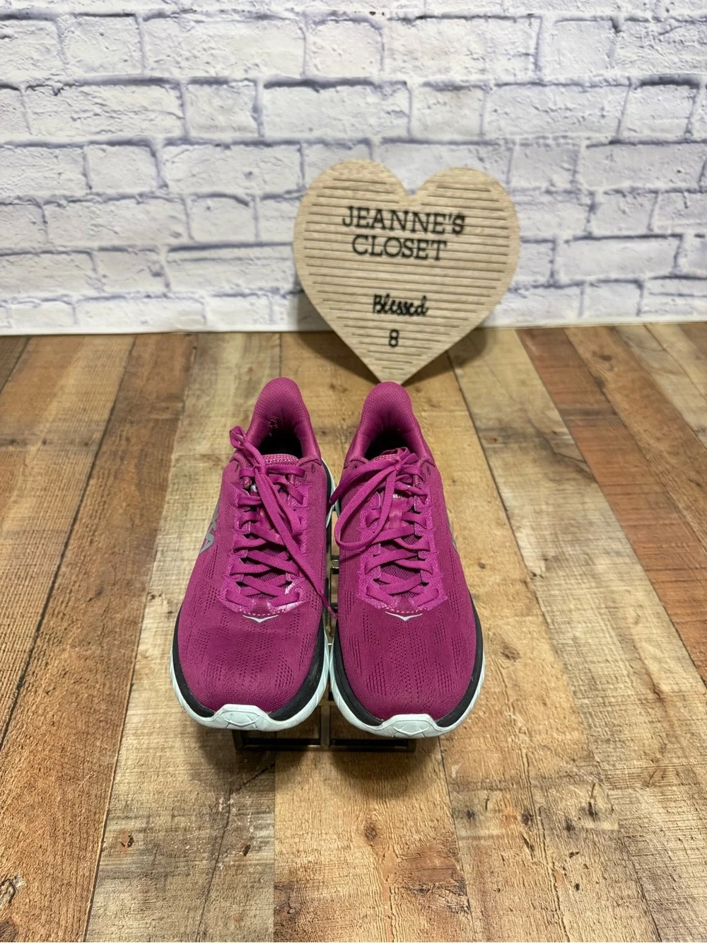 Hoka One One Mach 4 Running Shoes Womens 7 B Pink Cushioned Sneakers Athletic